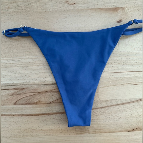 Sundaze - Top and Bottom Bikini - Picture 9 of 11